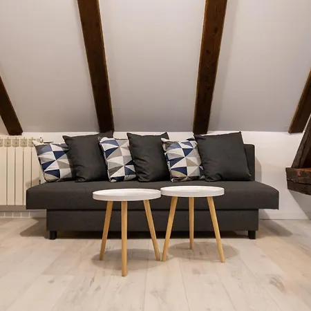 Apartment Old Town - Moments Away From The Black Church
